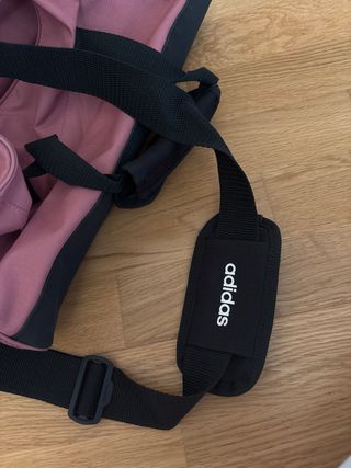 Mochila Adidas gimnasio rosa y negra