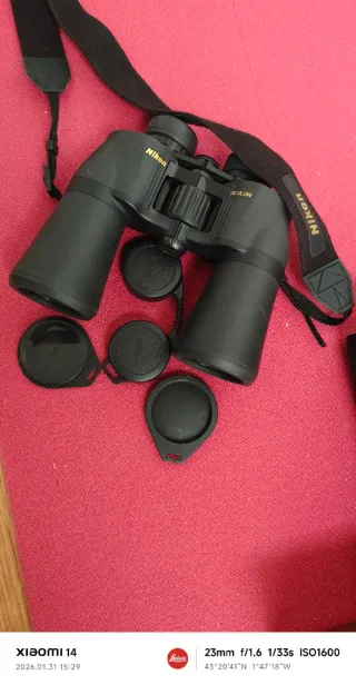 Prismáticos Nikon Aculon A210 10x50