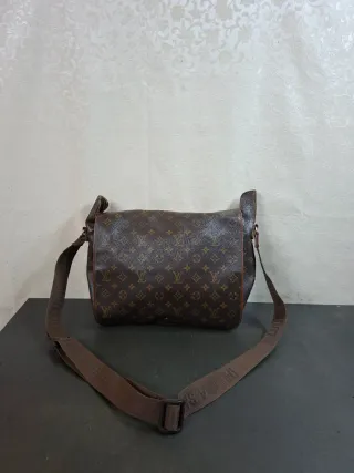 Cartella Louis Vuitton marrone