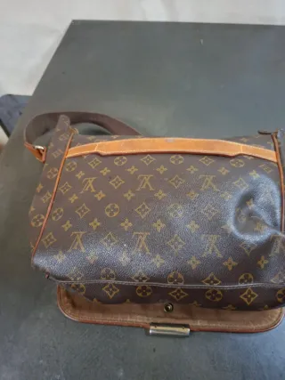 Cartella Louis Vuitton marrone