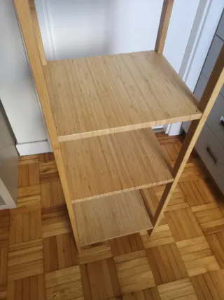 Estantería de madera Ikea