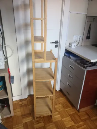 Estantería de madera Ikea