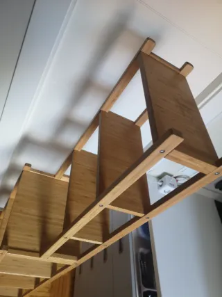 Estantería de madera Ikea