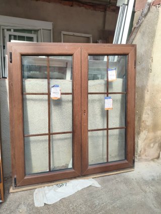 Ventana PVC imitación madera