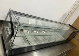 Vitrina expositora cristal y metal