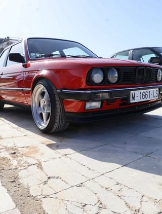 BMW e30 1983