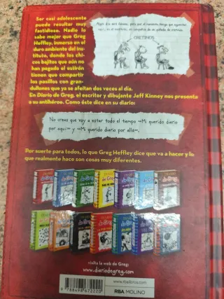 Diario de Greg 1 - Un pringao total