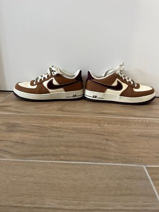 Nike Air Force 1 Beige y Marrón