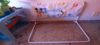 Barrera anticaídas para cama infantil