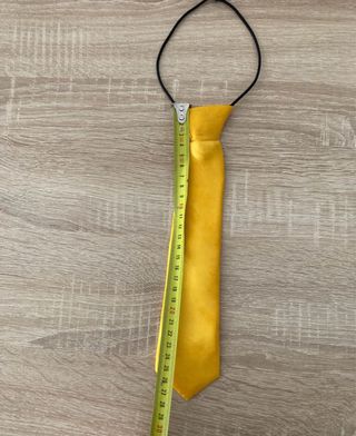 Corbata niño dorada
