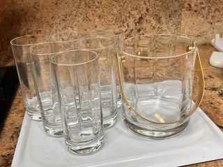 Cubitera y 6 vasos altos cristal