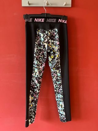 Mallas deportivas Nike estampado multicolor