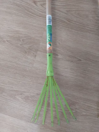 2 Rastrillos Jardín Infantiles