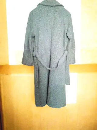 Abrigo Bimba y Lola azul claro.