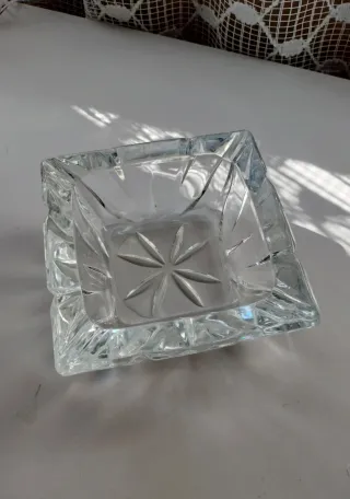 Cenicero de cristal grande