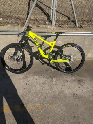 Bici Enduro GT FORCE talla M