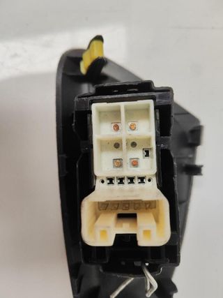 Toyota mando elevalunas del der aygo x-play 218280