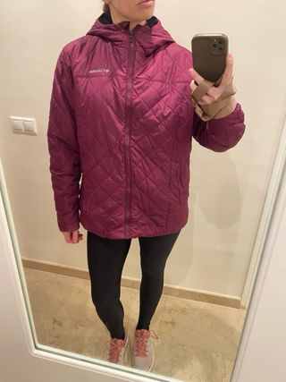 Chaqueta Columbia térmica forro pelo con capucha