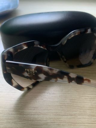 Gafas de sol Prada Tortoise