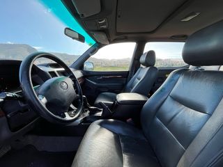 Toyota Land Cruiser 2005