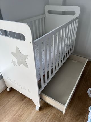 Cuna Mi Cuna + colchón + forro + sábanas