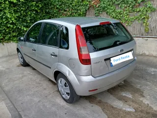 Ford Fiesta 2004