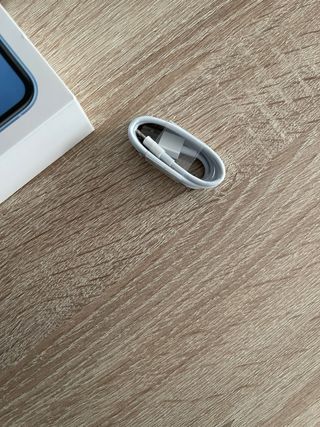 iPhone XR Nero + Custodia e Cavo