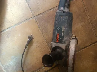 Radial Bosch GWS 2300