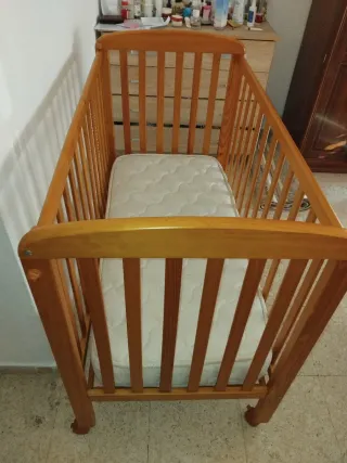 Culla in legno per neonato