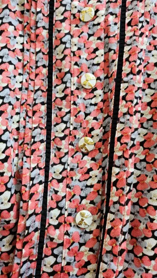 Vestido Diksi floral negro y rosa