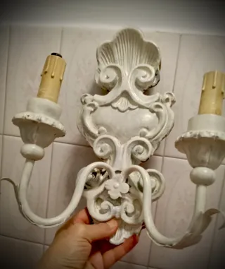 Coppia Applique Legno e Metallo Bianco