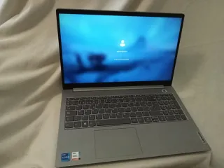 Lenovo Thinkbook 15 G4 IAP Gris