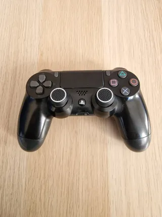 PS4 1TB Negra + 2 Juegos
