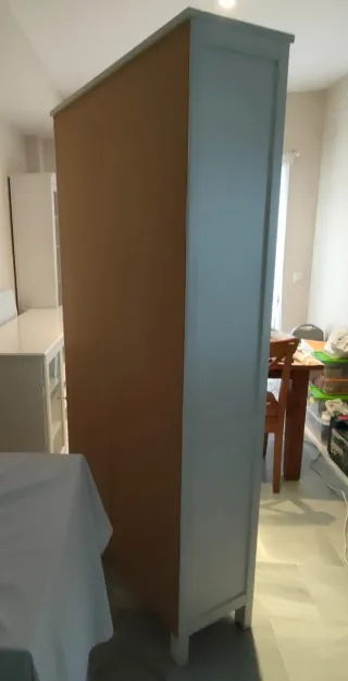 Vitrina Ikea con cajones