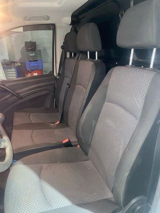 Mercedes-Benz Vito 2011