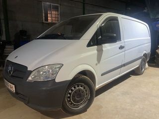Mercedes-Benz Vito 2011