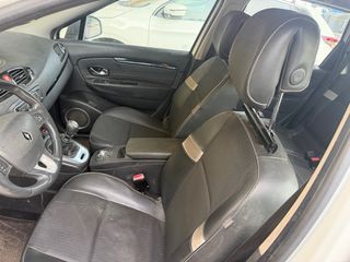 Renault Grand Scenic 2014