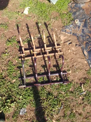 Perchero de madera antiguo