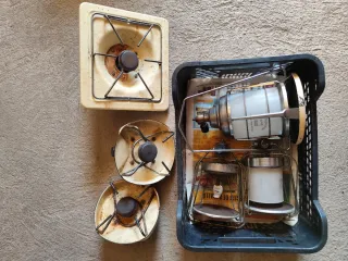 Hornillos y lámparas de camping