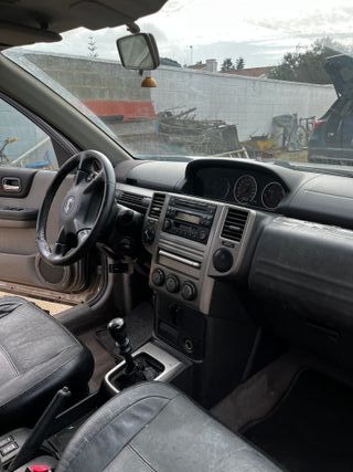 Nissan X-Trail 2.2 DIESEL