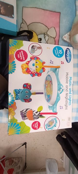 Móvil Cuna Playgro Música y Luces