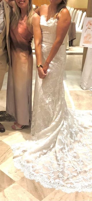 Vestido de Novia Encaje Blanco con cinto de brilla