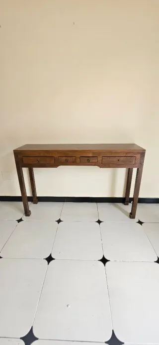 Consola de madera colonial