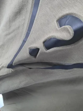 Camiseta Guess Verde Militar Talla L