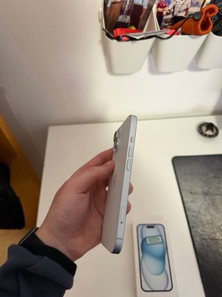 iPhone 15 bianco