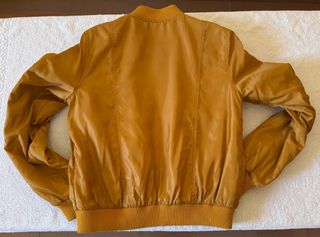 Chaqueta bomber color mostaza Pimkie