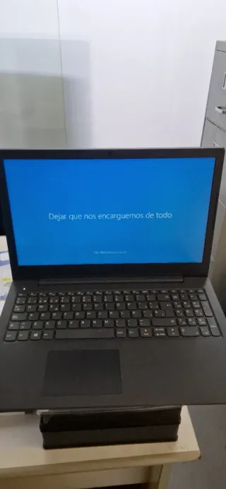 Portátil Lenovo Negro