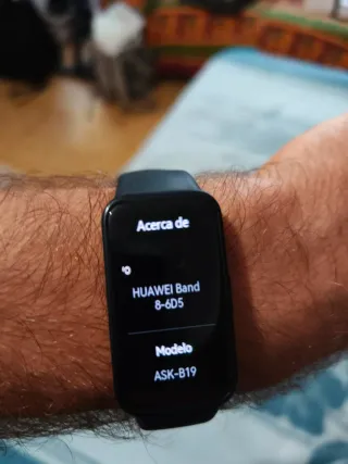 HUAWEI BAND 8 (SMARTBAND)
