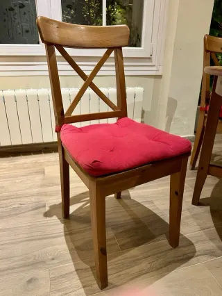 Mesa de comedor redonda de madera extensible