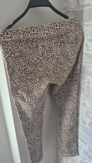 Leggings Animal Print Stradivarius Talla S
